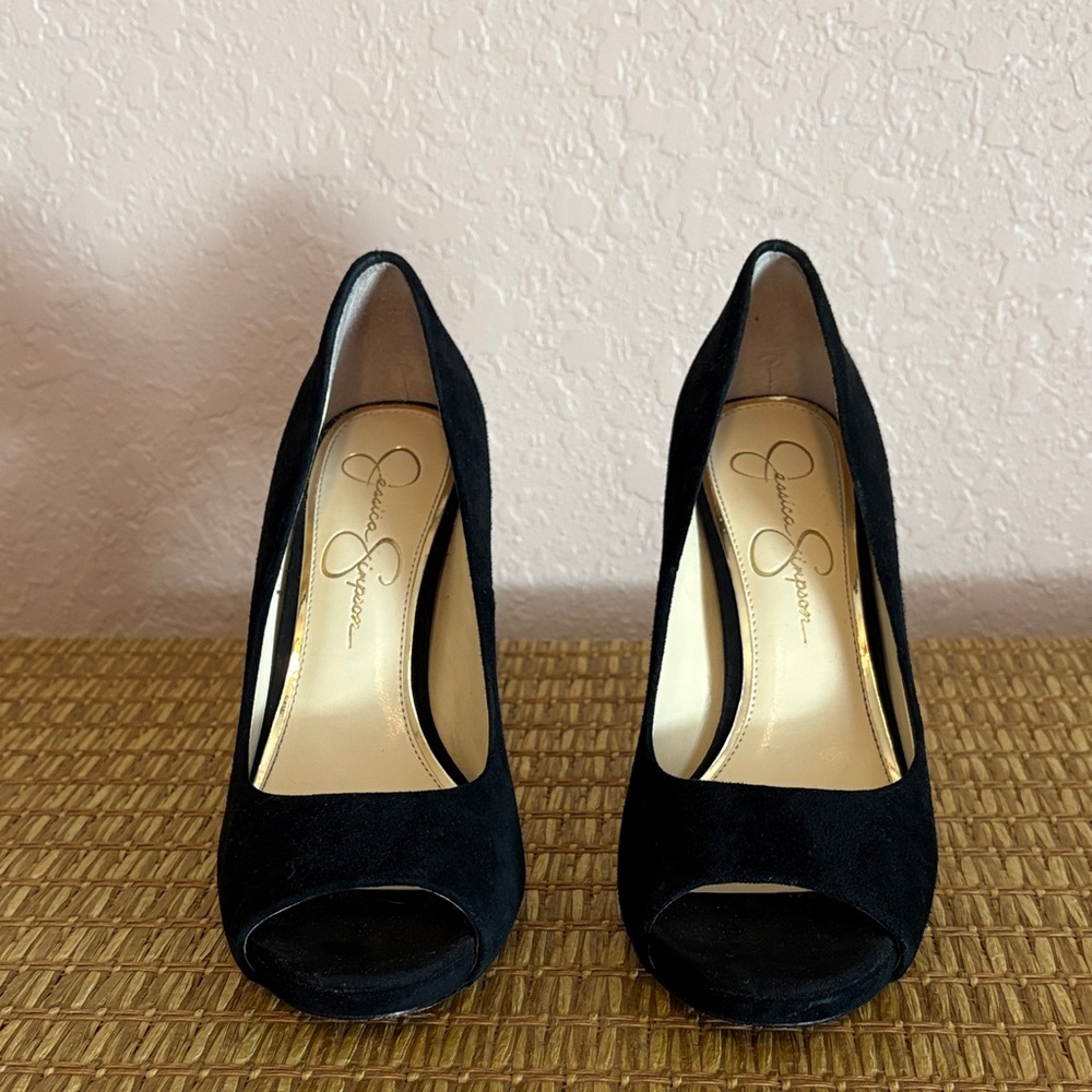 Jessica Simpson Elegant Black Suede Heels